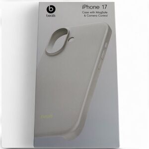 NWT📱 Beats iPhone 17
Case with MagSafe & Camera Control